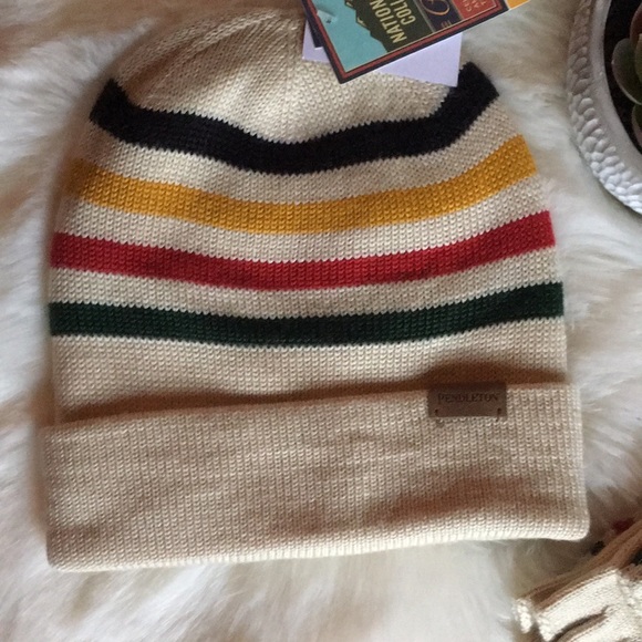PENDLETON KNIT AND AND MATCHING GLOVE/MITTENS “GLACIER STRIPE” - Picture 3 of 3